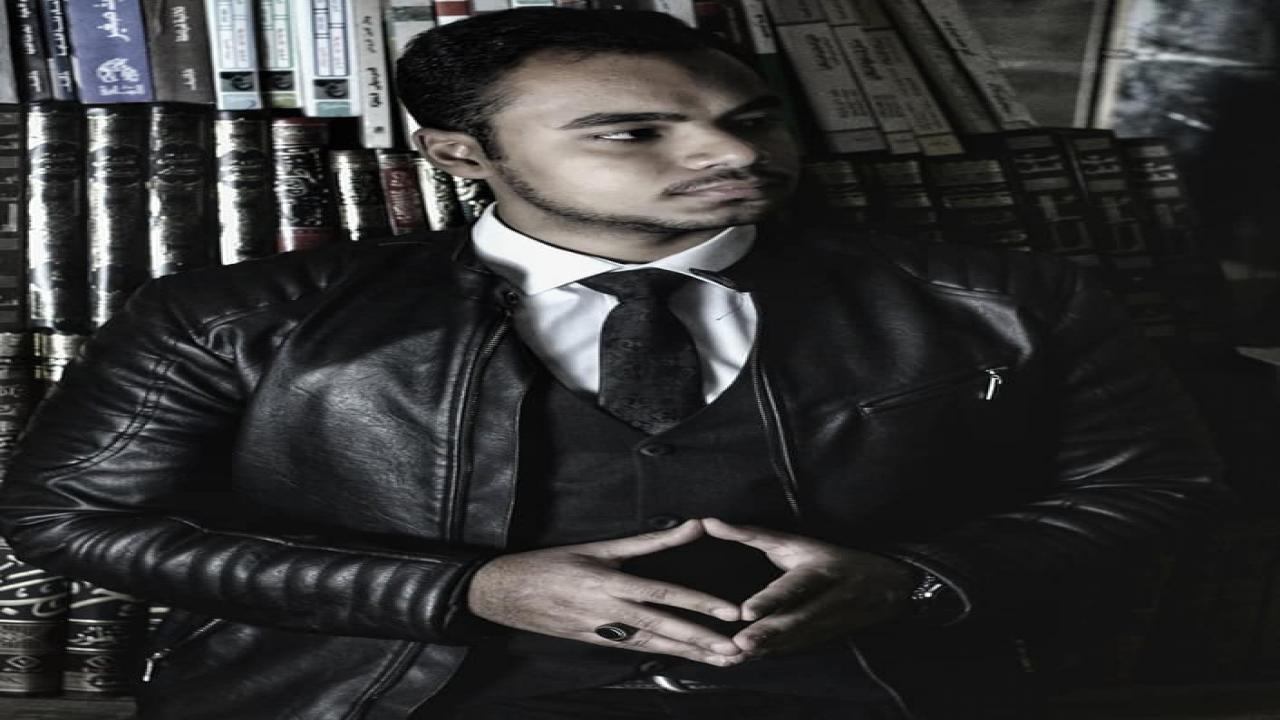 الشاعر عمرو العمادالشاعر عمرو العماد