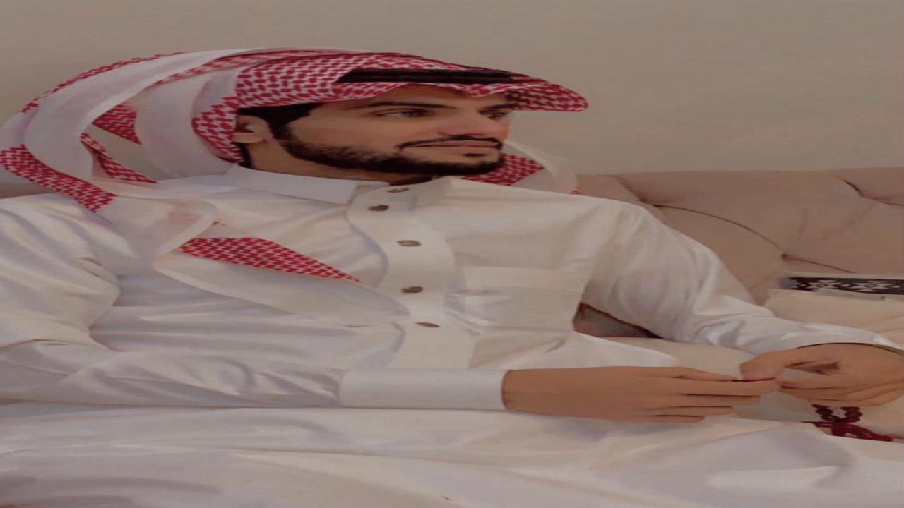الشاعر فهد المنصوري