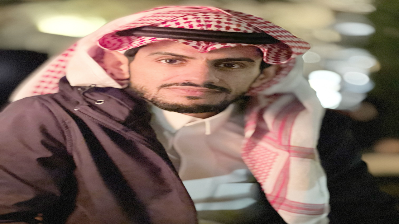 الشاعر فهد المنصوري