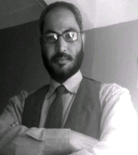 الشاعر عصام حسيني مدين