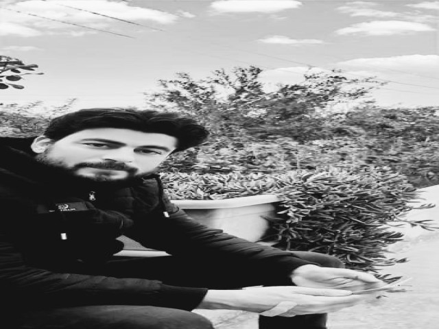 اياس اسامة صالح